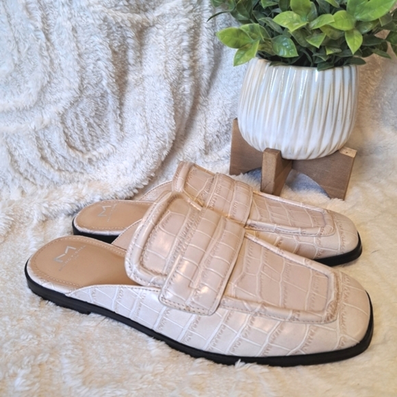 Marc Fisher Flyta Croc Embossed Leather Loafer Mule Square Toe Natural NWOT Sz 9 - Picture 2 of 10